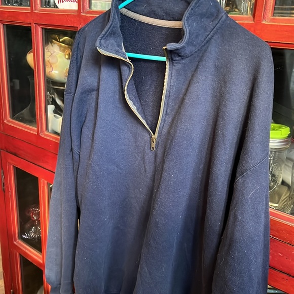 Pullover sweatshirt with half zip - Picture 2 of 3